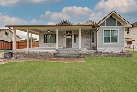 8324 Jennings Street Houston TX 77017
