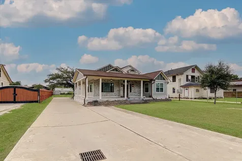 8324 Jennings Street Houston TX 77017
