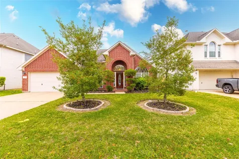 2201 Signal Hill Drive Pearland TX 77584