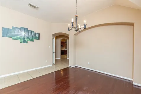 2201 Signal Hill Drive Pearland TX 77584