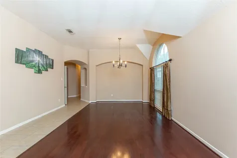 2201 Signal Hill Drive Pearland TX 77584