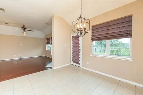 2201 Signal Hill Drive Pearland TX 77584
