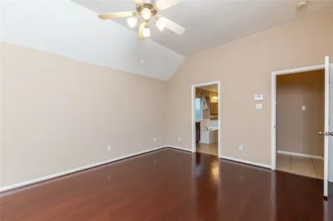 2201 Signal Hill Drive Pearland TX 77584