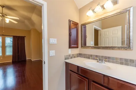 2201 Signal Hill Drive Pearland TX 77584