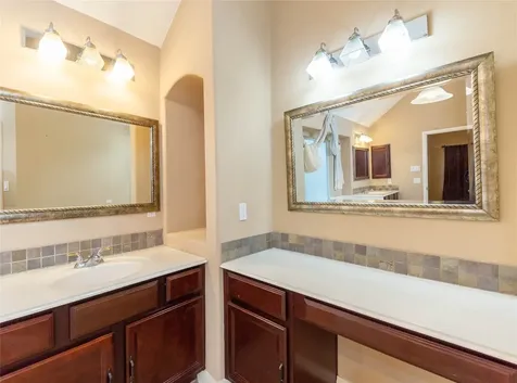 2201 Signal Hill Drive Pearland TX 77584