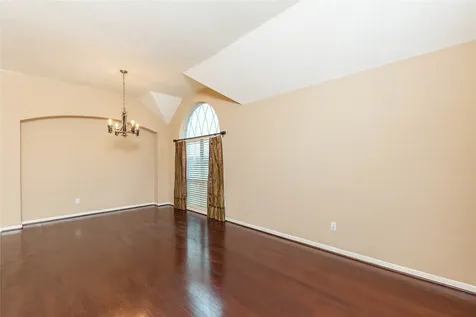 2201 Signal Hill Drive Pearland TX 77584