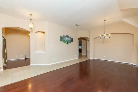2201 Signal Hill Drive Pearland TX 77584