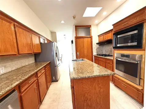 7110 W Mockingbird Lane Pearland TX 77584