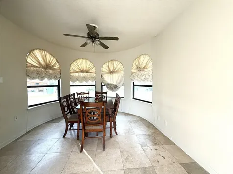 7110 W Mockingbird Lane Pearland TX 77584
