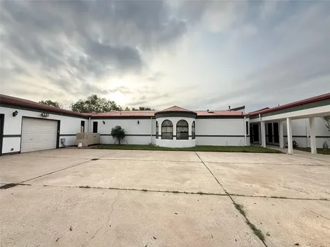 7110 W Mockingbird Lane Pearland TX 77584