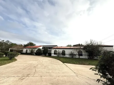 7110 W Mockingbird Lane Pearland TX 77584