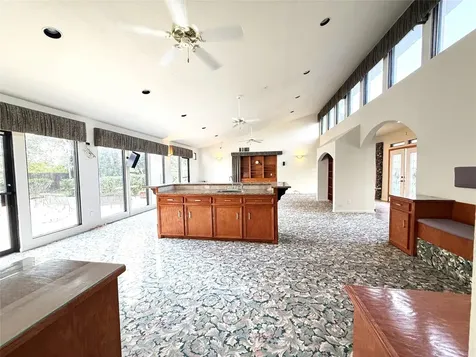 7110 W Mockingbird Lane Pearland TX 77584