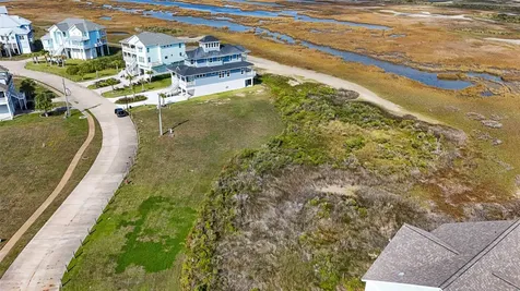 25723 Bay Breeze Drive Galveston TX 77554