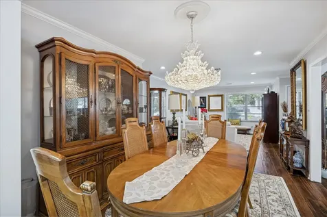 8611 Ferris Drive Houston TX 77096