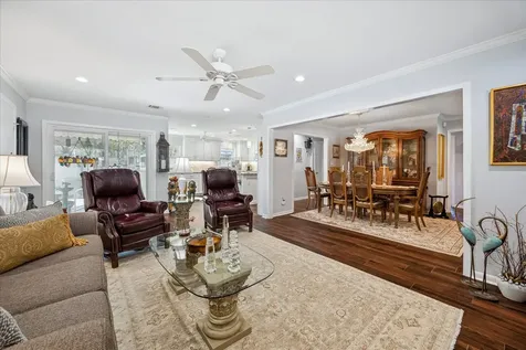 8611 Ferris Drive Houston TX 77096