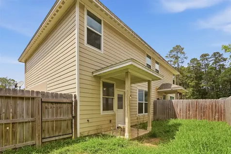630 Magnolia Bend New Caney TX 77357