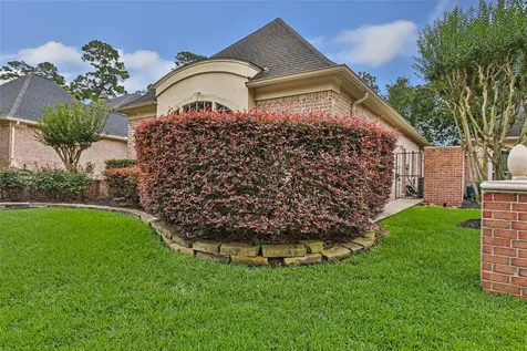 2015 Fairway Green Drive Kingwood TX 77339