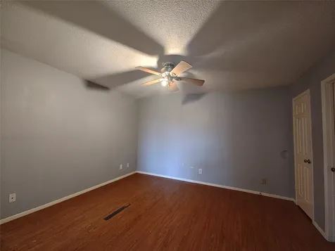 10855 Meadowglen Lane 928 Houston TX 77042