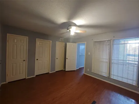 10855 Meadowglen Lane 928 Houston TX 77042
