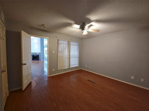 10855 Meadowglen Lane 928 Houston TX 77042