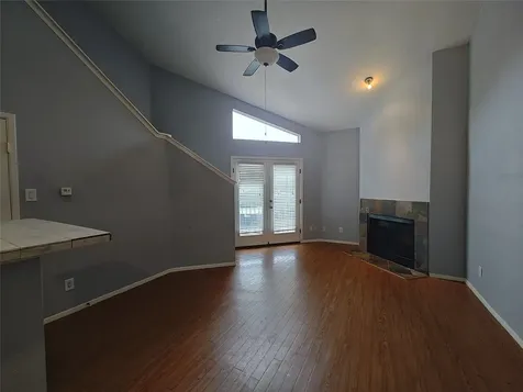 10855 Meadowglen Lane 928 Houston TX 77042