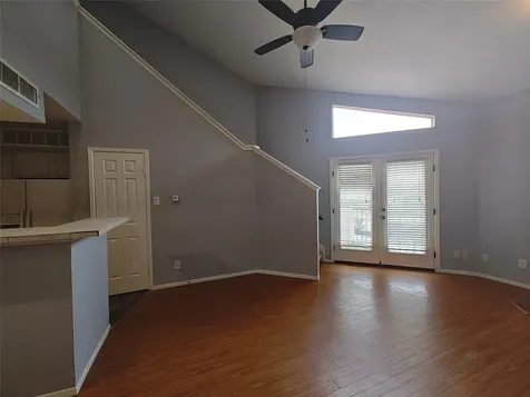 10855 Meadowglen Lane 928 Houston TX 77042