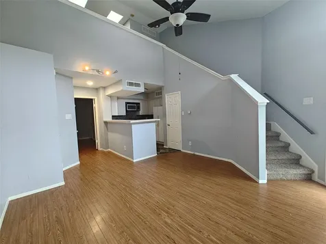 10855 Meadowglen Lane 928 Houston TX 77042