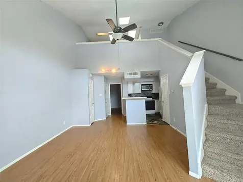 10855 Meadowglen Lane 928 Houston TX 77042