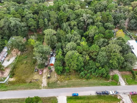 742 County Road 3415 Cleveland TX 77327