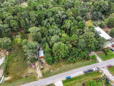 742 County Road 3415 Cleveland TX 77327