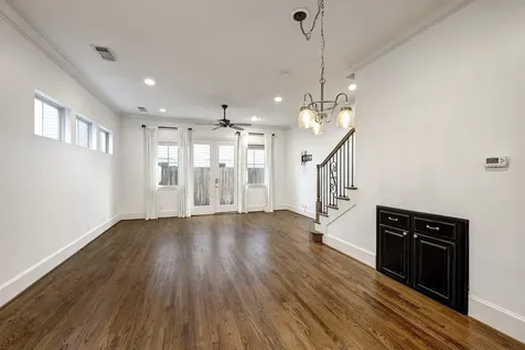 931 W 23rd Street B Houston TX 77008
