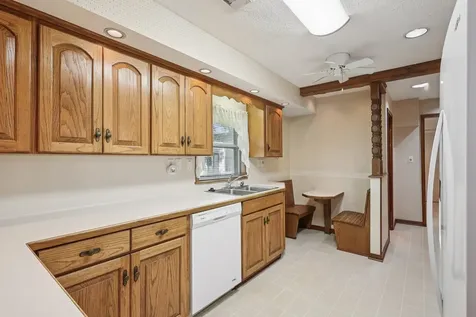 4733 Oleander Street Bacliff TX 77518