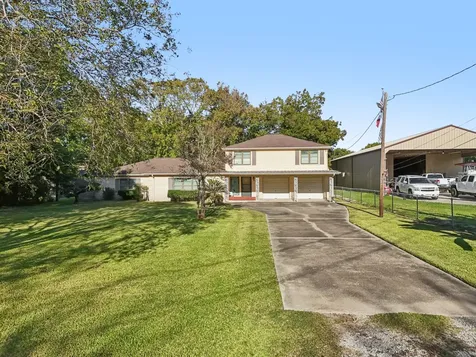 4733 Oleander Street Bacliff TX 77518