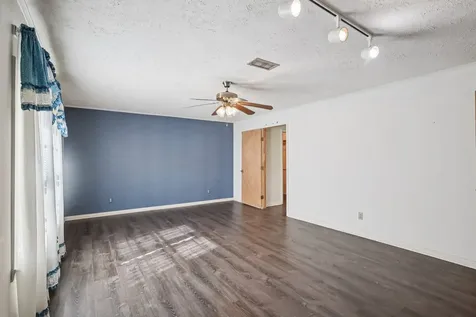 4733 Oleander Street Bacliff TX 77518