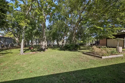 4733 Oleander Street Bacliff TX 77518