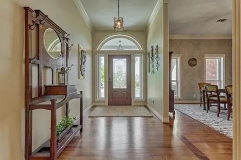 150 Lake View Circle Montgomery TX 77356