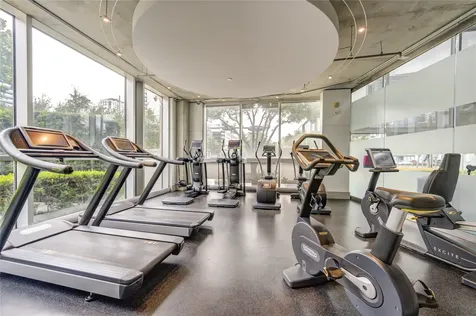1901 Post Oak Boulevard 1405 Houston TX 77056