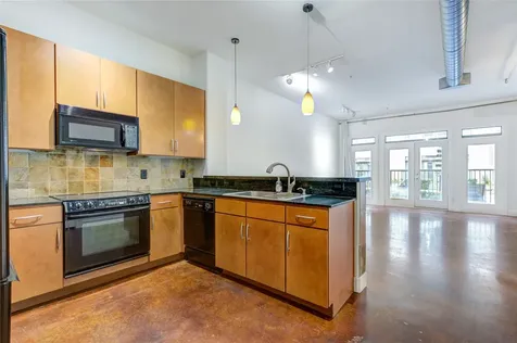 1901 Post Oak Boulevard 1405 Houston TX 77056