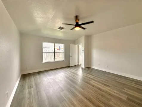 8202 Radial Court Rosharon TX 77583