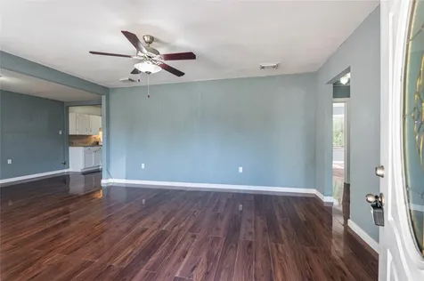715 Center Street Pasadena TX 77506