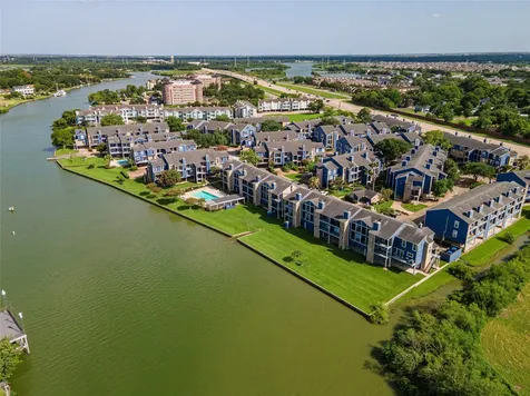 18519 Egret Bay Boulevard 1407 Webster TX 77058