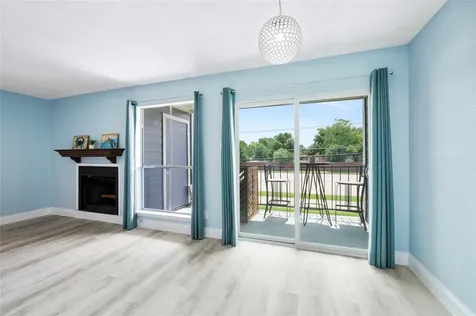 18519 Egret Bay Boulevard 1407 Webster TX 77058