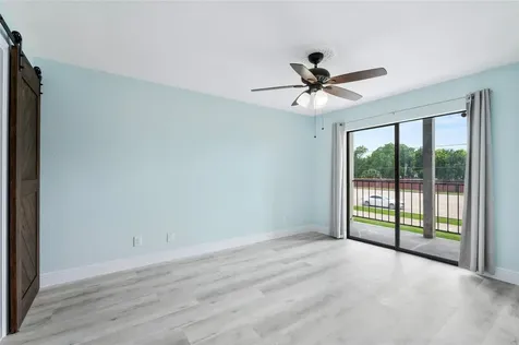 18519 Egret Bay Boulevard 1407 Webster TX 77058