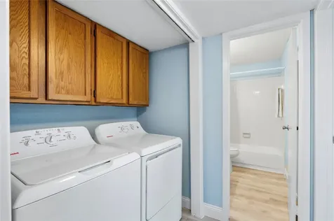 18519 Egret Bay Boulevard 1407 Webster TX 77058