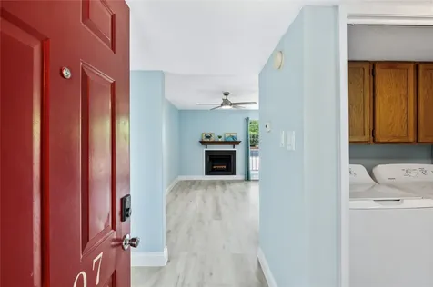 18519 Egret Bay Boulevard 1407 Webster TX 77058