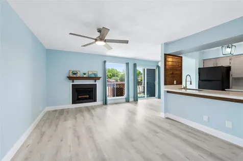 18519 Egret Bay Boulevard 1407 Webster TX 77058