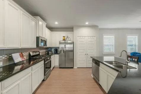 6011 Summer Holly Lane Richmond TX 77407