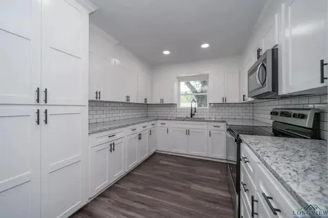 405 Pecan White Oak TX 75693