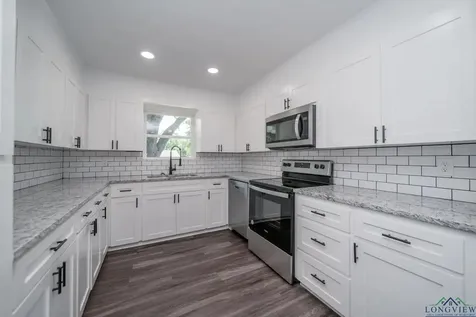 405 Pecan White Oak TX 75693