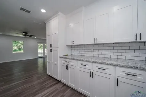 405 Pecan White Oak TX 75693